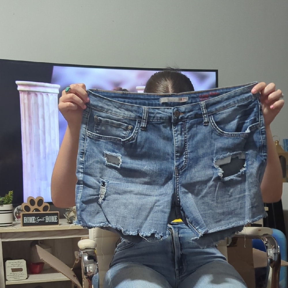 !it jeans Blue Distressed Jean Shorts
